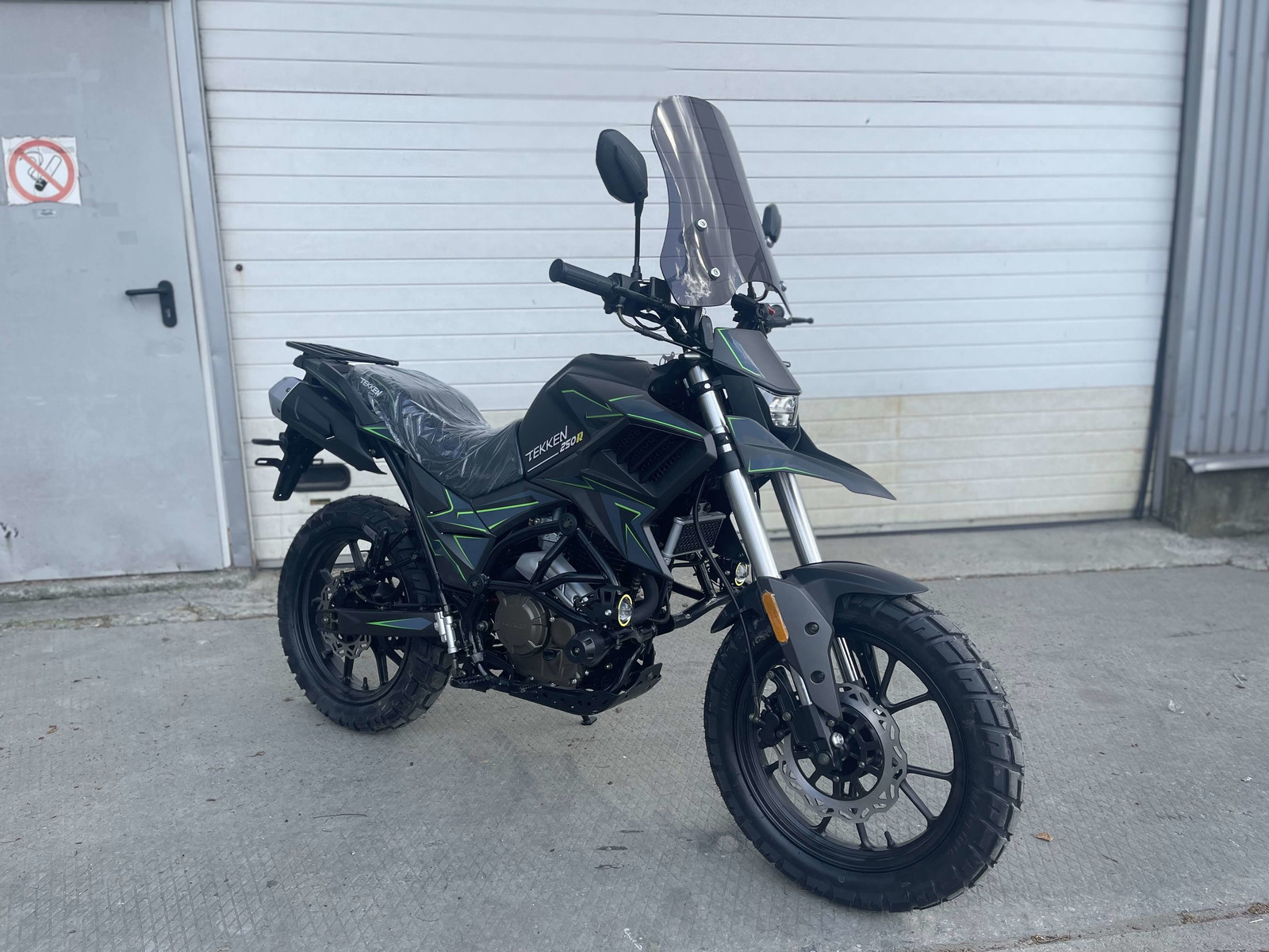 ᐉ Мотоцикл TEKKEN 250 NEW чорно-зелений (ТИП ШИН DUAL SPORT