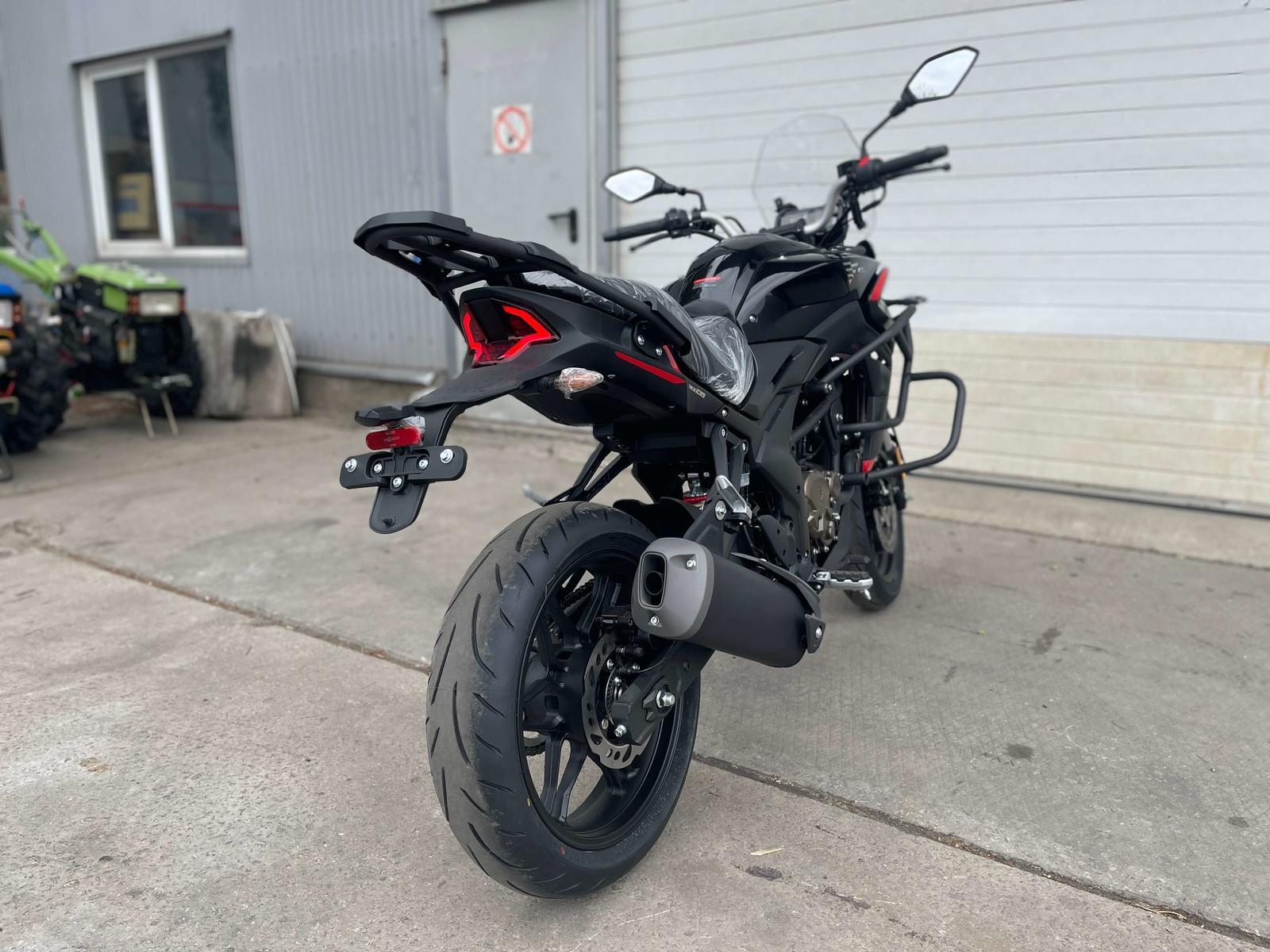 ᐉ Мотоцикл VOGE 300DS DS6 (LONCIN LX300DS) инжектор+ABS (черный