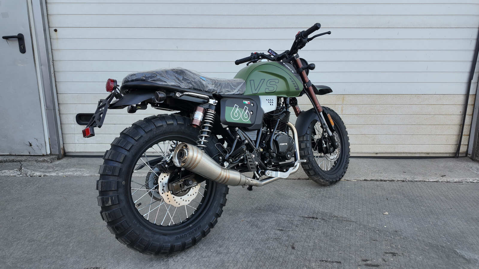 ᐉ Мотоцикл FORTE FT-250F6 Scrambler (Черно-зеленый) ➡ купить в