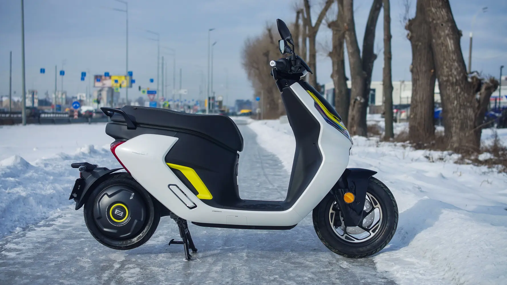 ᐉ Электроскутер ZEEHO AE6+ (черный) ➡ купить в Украине