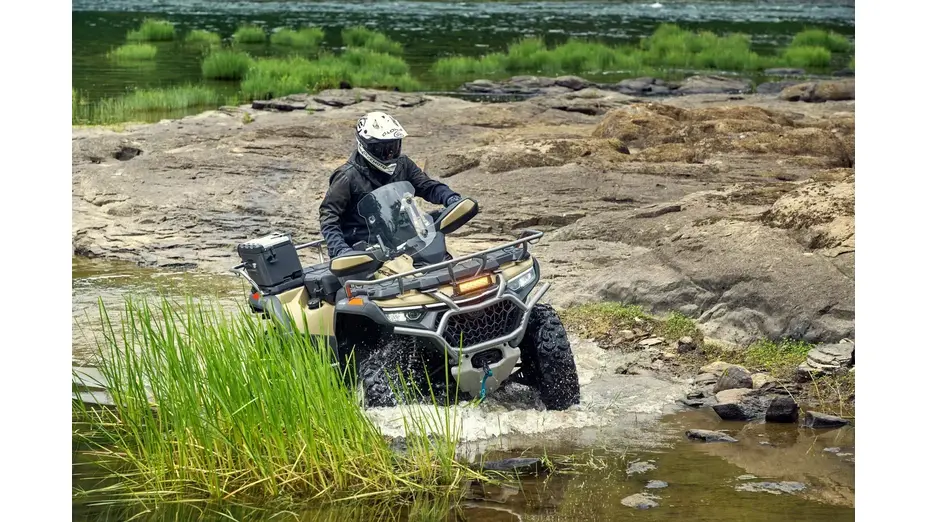 Квадроцикл CFMOTO CFORCE 1000 OVERLAND (бежевий) Квадроцикл CFMOTO CFORCE 1000 OVERLAND (бежевий)[image_num]
