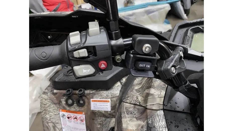 Квадроцикл CFMOTO CFORCE 1000 (CF1000AU) X10 EFI Maple (камуфляж) Квадроцикл CFMOTO CFORCE 1000 (CF1000AU) X10 EFI Maple (камуфляж)[image_num]