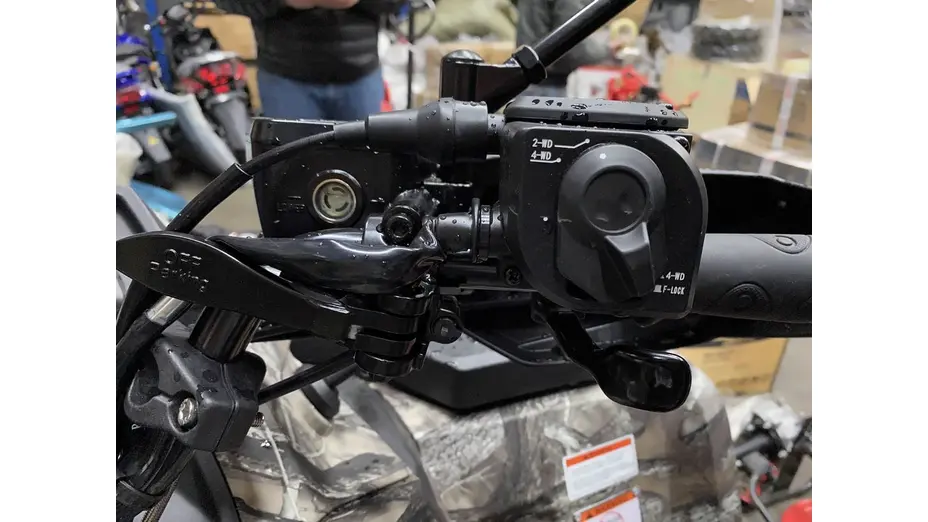 Квадроцикл CFMOTO CFORCE 1000 (CF1000AU) X10 EFI Maple (камуфляж) Квадроцикл CFMOTO CFORCE 1000 (CF1000AU) X10 EFI Maple (камуфляж)[image_num]