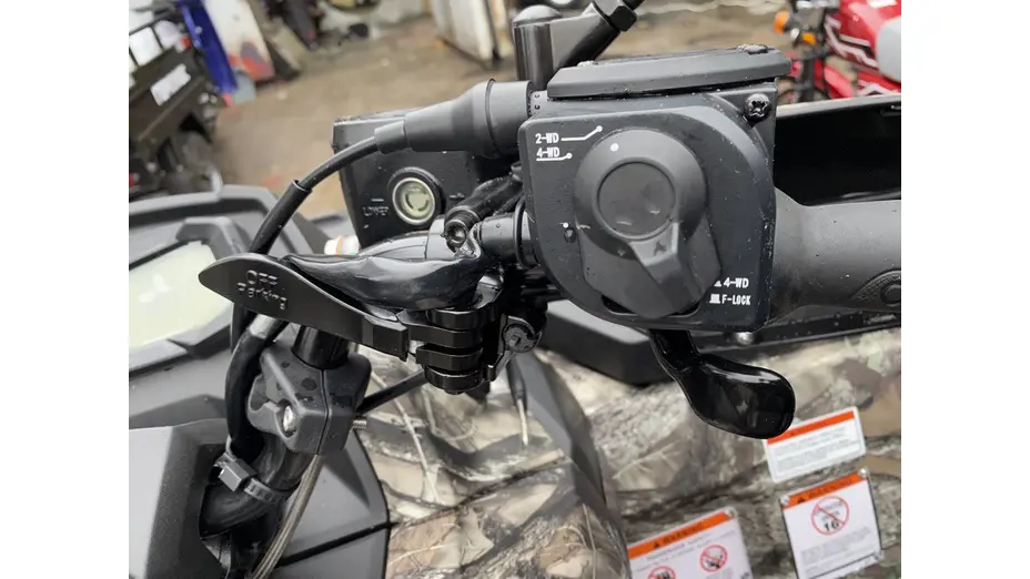 Квадроцикл CFMOTO CFORCE 1000 (CF1000AU) X10 EFI Maple (камуфляж) Квадроцикл CFMOTO CFORCE 1000 (CF1000AU) X10 EFI Maple (камуфляж)[image_num]