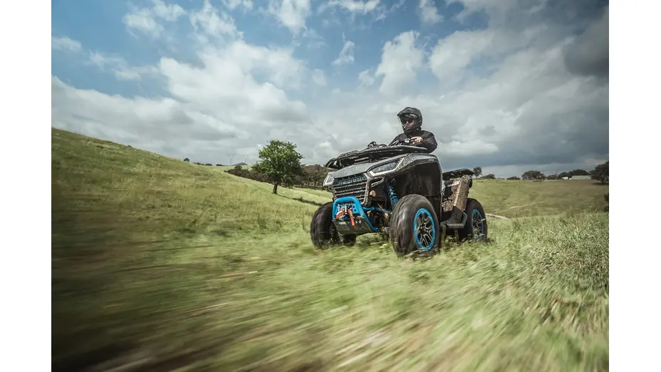 Квадроцикл Segway Snarler AT6 Hybrid (сріблясто-синій) Квадроцикл Segway Snarler AT6 Hybrid (сріблясто-синій)[image_num]