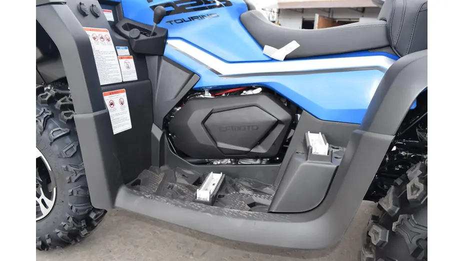 Квадроцикл CFMOTO CFORCE 625 Touring EPS (CF600AU-3L) (синій) Квадроцикл CFMOTO CFORCE 625 Touring EPS (CF600AU-3L) (синій)[image_num]