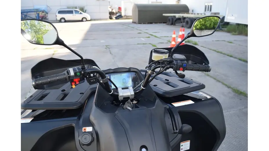 Квадроцикл SEGWAY SNARLER 600GL Deluxe (SGW570F-A5) Black/Green Квадроцикл SEGWAY SNARLER 600GL Deluxe (SGW570F-A5) Black/Green[image_num]