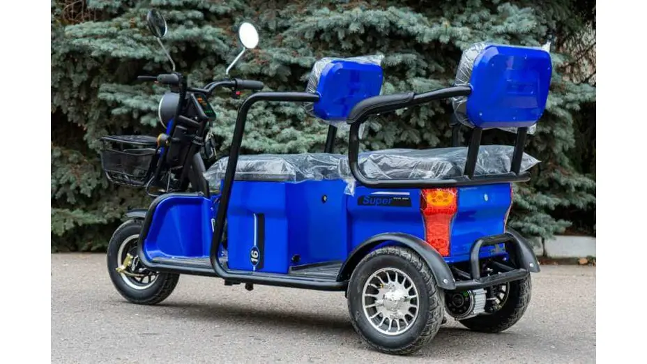 Трицикл електричний пасажирський Геркулес LT650 Трицикл електричний пасажирський Геркулес LT650[image_num]