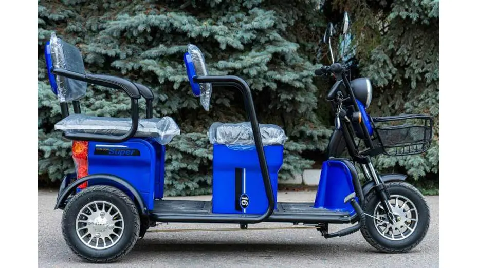 Трицикл електричний пасажирський Геркулес LT650 Трицикл електричний пасажирський Геркулес LT650[image_num]