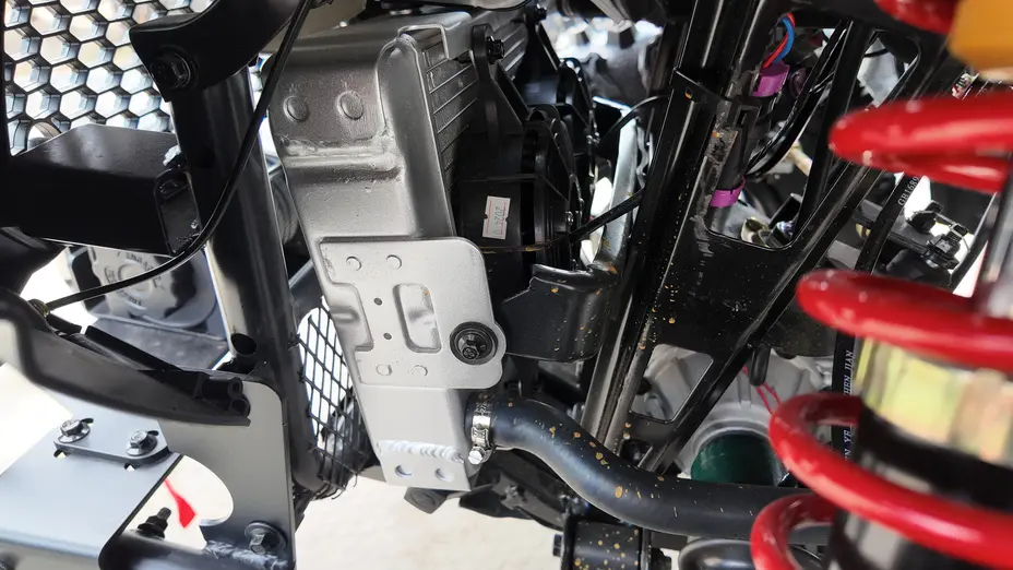 Квадроцикл LINHAI LH400ATV-D EFI PROMAX (хакі) Квадроцикл LINHAI LH400ATV-D EFI PROMAX (хакі)[image_num]