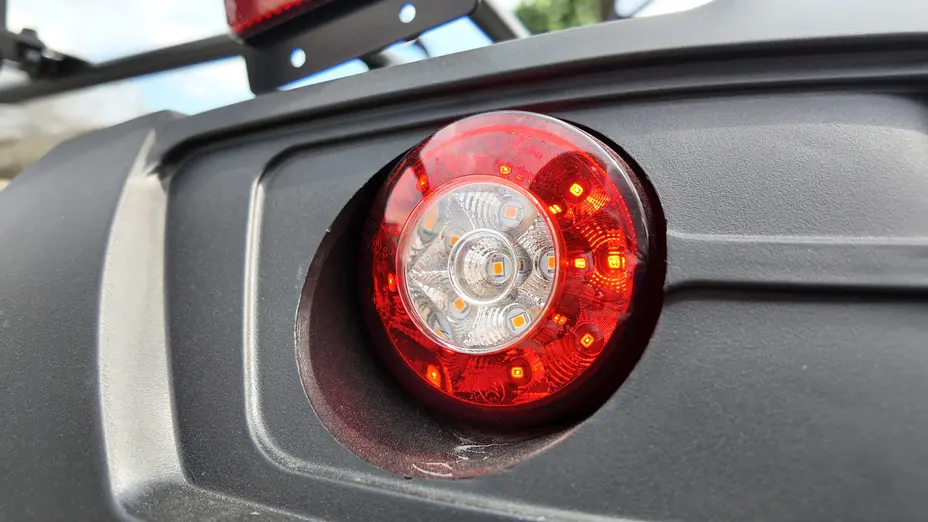 Квадроцикл LINHAI LH400ATV-D EFI PROMAX (хакі) Квадроцикл LINHAI LH400ATV-D EFI PROMAX (хакі)[image_num]