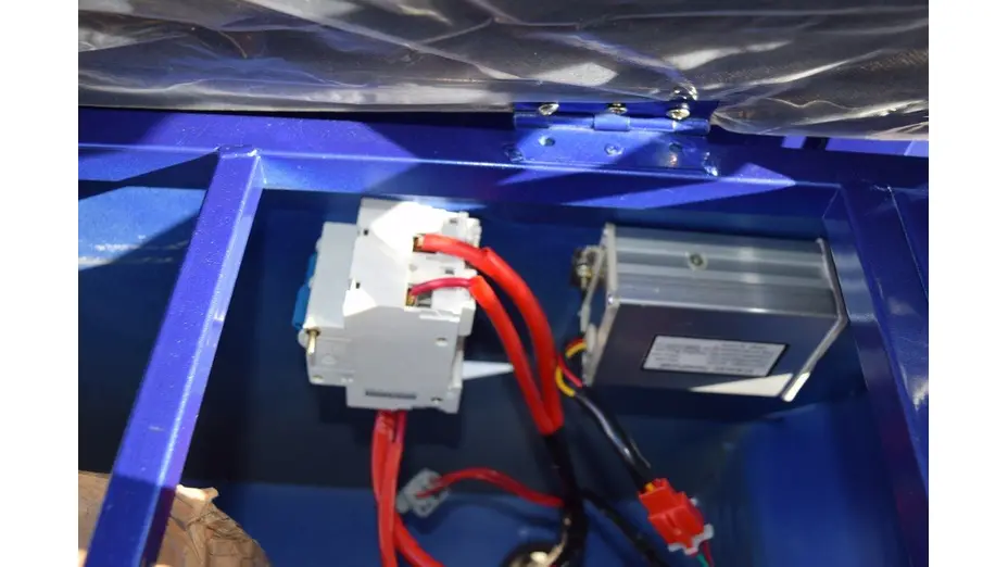 Трицикл електричний вантажний Геркулес T3 Electro C 72/100 (LiFePO4) Трицикл електричний вантажний Геркулес T3 Electro C 72/100 (LiFePO4)[image_num]