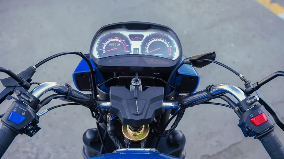 Вантажний мотоцикл FORTE ATV250ZH-T (синій) Вантажний мотоцикл FORTE ATV250ZH-T (синій)[image_num]