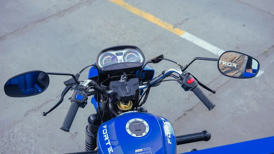 Вантажний мотоцикл FORTE ATV250ZH-T (синій) Вантажний мотоцикл FORTE ATV250ZH-T (синій)[image_num]