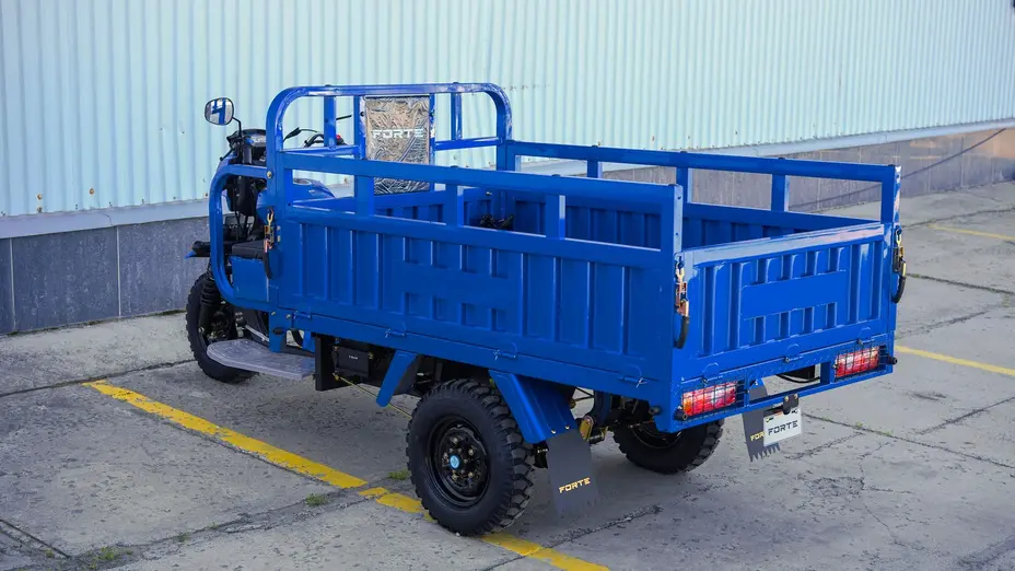 Вантажний мотоцикл FORTE ATV250ZH-T (синій) Вантажний мотоцикл FORTE ATV250ZH-T (синій)[image_num]