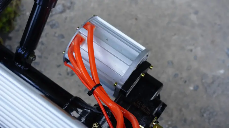 Електротрицикл вантажний FADA БІЗОН (1800W) Електротрицикл вантажний FADA БІЗОН (1800W)[image_num]