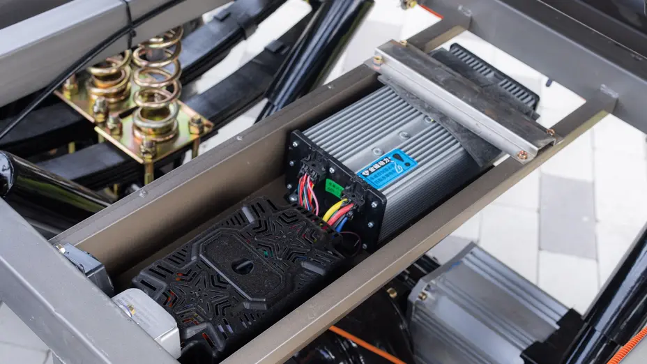 Купить Электротрицикл грузовой FORTE GP-1500-C (серый)Электротрицикл грузовой FORTE GP-1500-C (серый)[image_num]
