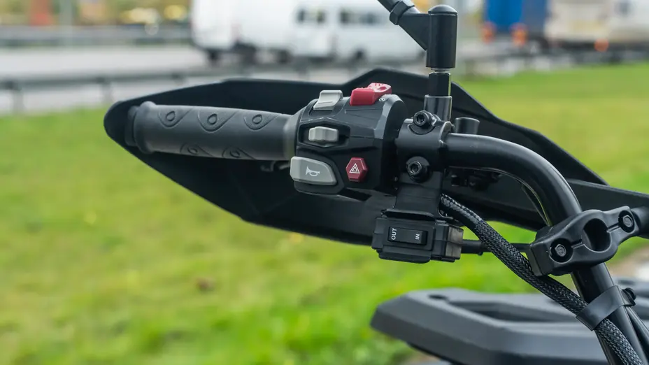 Квадроцикл Linhai Landforce 550L EPS Квадроцикл Linhai Landforce 550L EPS[image_num]
