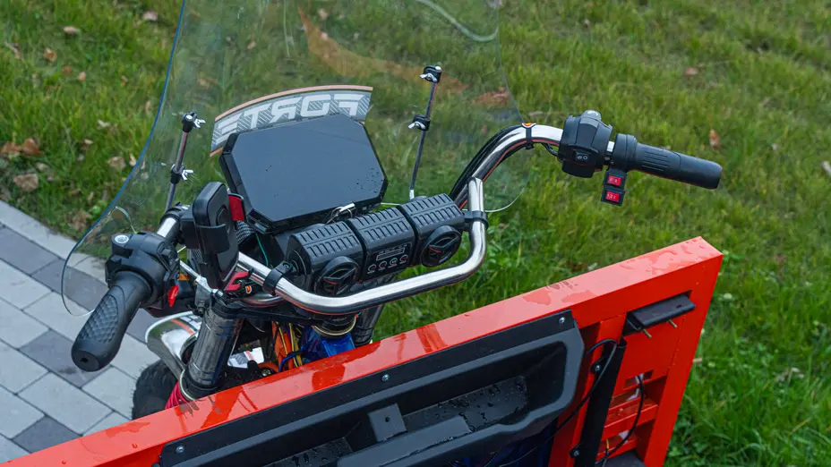 Електротрицикл вантажний FORTE GP-1500-CH (синій) гібрид Електротрицикл вантажний FORTE GP-1500-CH (синій) гібрид[image_num]