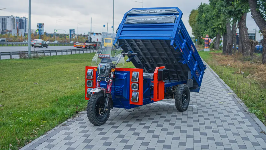 Електротрицикл вантажний FORTE GP-1500-CH (синій) гібрид Електротрицикл вантажний FORTE GP-1500-CH (синій) гібрид[image_num]